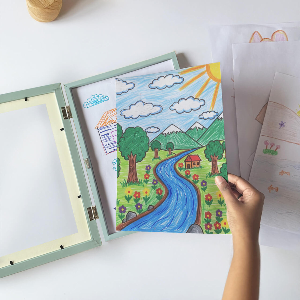 Personalised A4 Art Frame for Kids’ Drawings – image 5