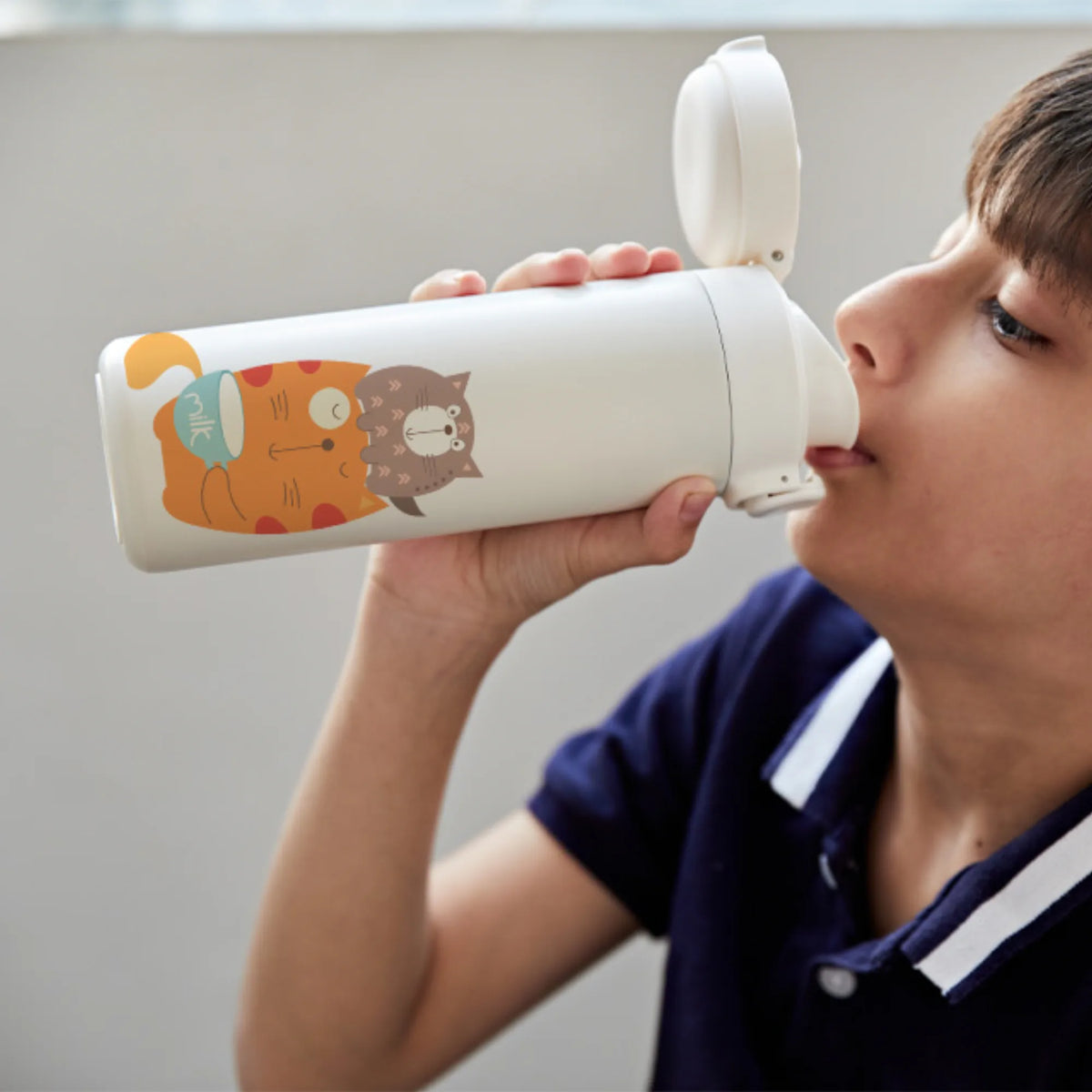 Personalised Kitty Cat Water Bottle for Kids - image 2