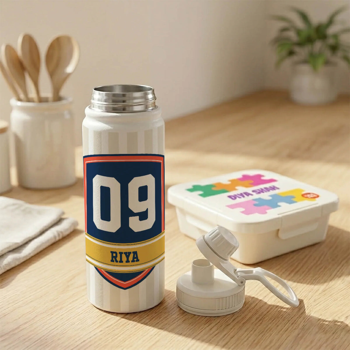 Personalised Jersey Number Insulated Water Bottle (Hydro) 600 ML - image 4