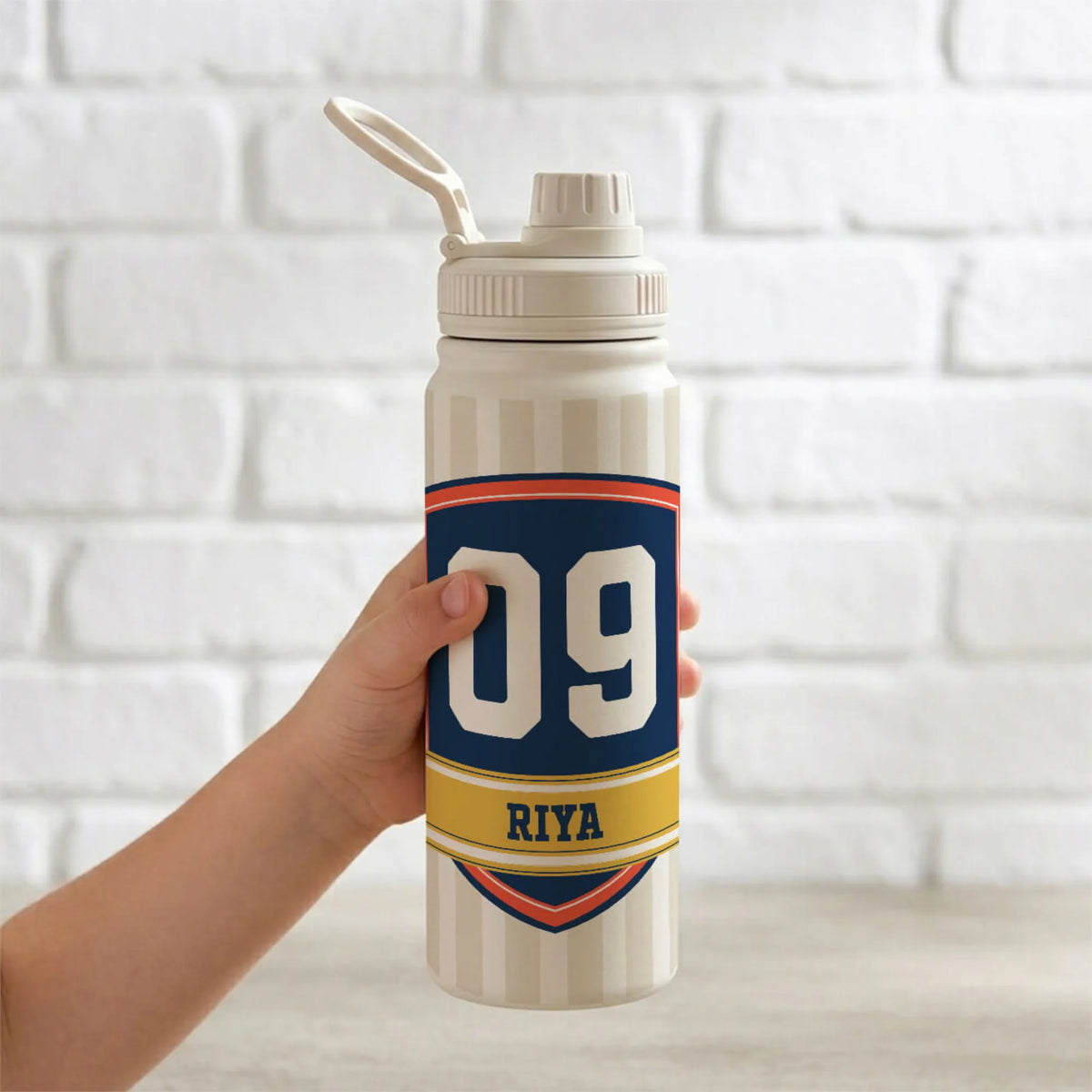 Personalised Jersey Number Water Bottle (Hydro) 600 ML - image 5